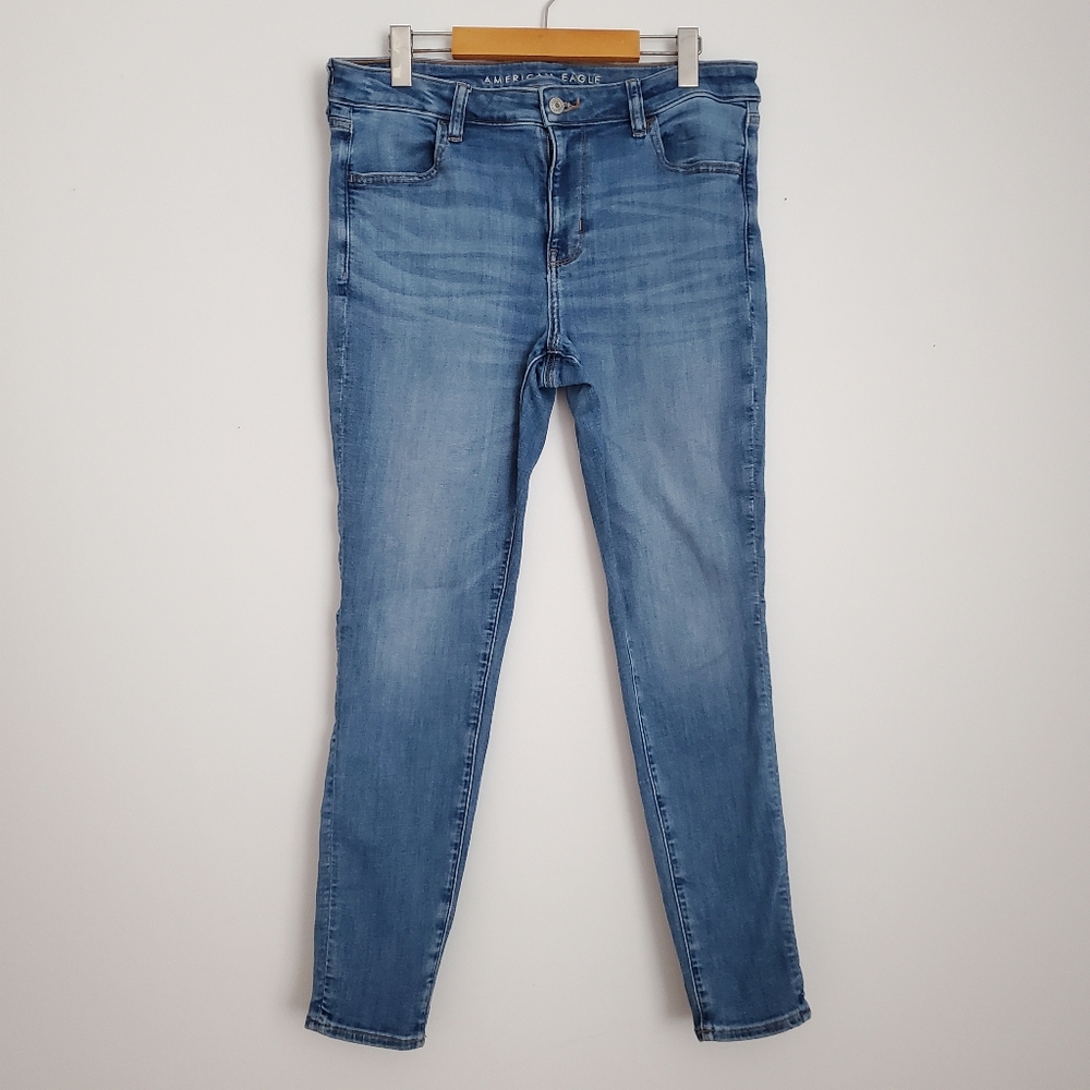 American Eagle Medium Wash Jeggings Size 14 Reg